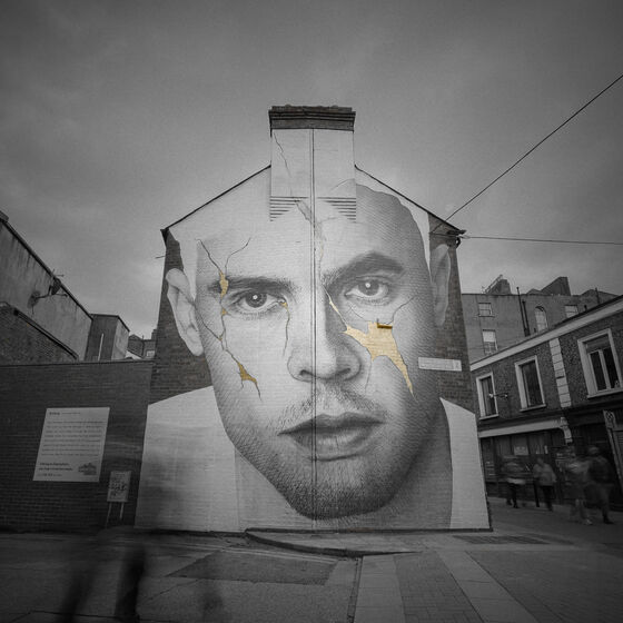 Mending the cracks: Dublin Samaritans launch restorative campaign featuring collaboration with Dublin-based artist Joe Caslin